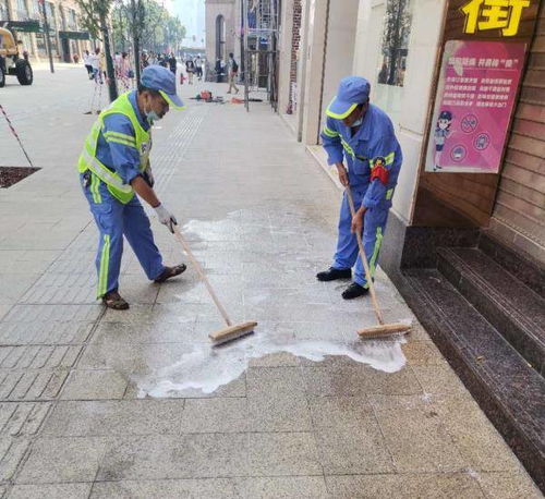 让您逛得舒心,南京路步行街东拓段 保洁神器 已上线