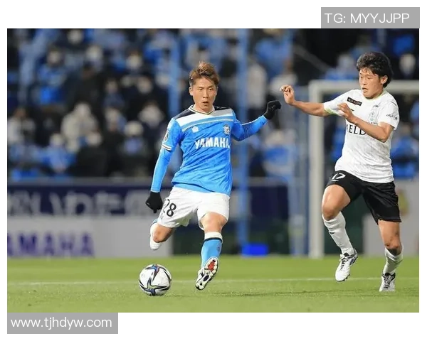 柏太阳神与冈山绿雉的历史交锋回顾与赛场表现分析